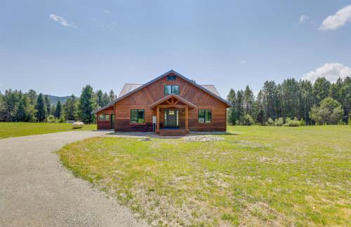 Cabin on 28 Acres Hike and Fish in Flathead Valley! - Foto 1