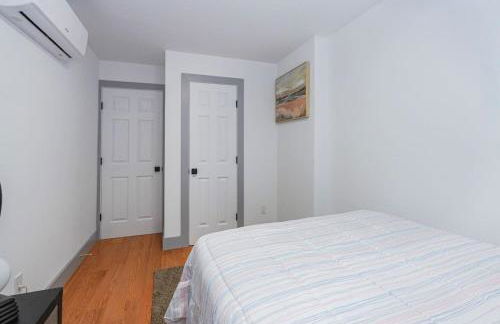 Stylish 3BR Home Near NYC in Perfect Location - Foto 33