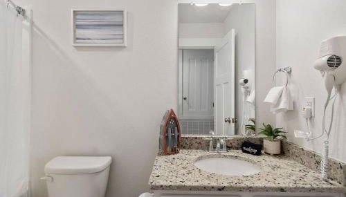 Fall&Winter Special! Walk to Gulf beach-Fire Pit-Gameroom - Foto 5