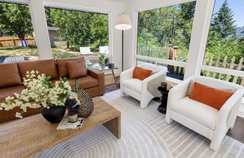 Modern Mountain View Getaway w Huge Outdoor Space - Foto 11