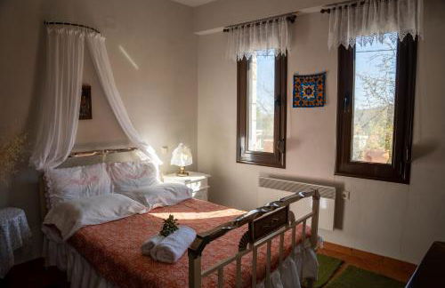 Margarita's House - Photo 11