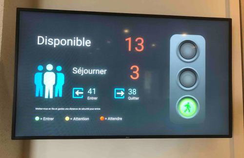 Lama-Gîte-des-Puys T3 Lamadalet, vue sud, terrasse, parking privé - Foto 28