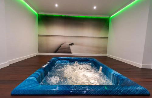 Luxury Vacation Villa - Photo 34