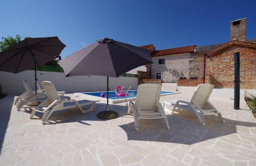 Villa Dora with private pool - Photo 8