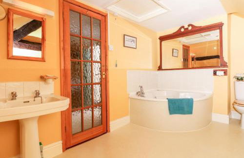 Castle View - Photo 26