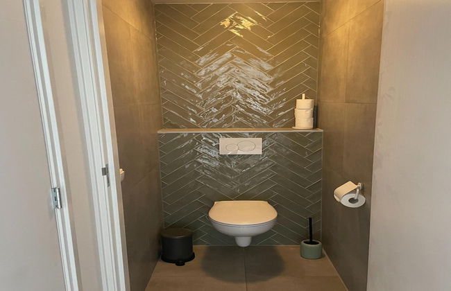 Chalet by Water in Idskenhuizen Recreation Park - Foto 12