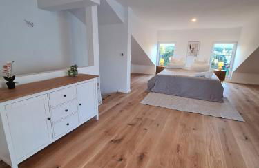 Modernes Neubauhaus ca 200 qm Nähe vom Flughafen - Foto 13