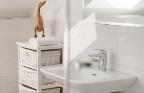 Luxus-See-Domizil mit Sauna, Kamin und Boot-130 qm für 6 Personen - Foto 15