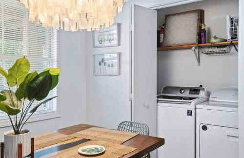 Lux min to Beach and Hospital with Hot Tub - Foto 26