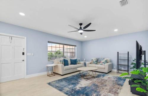 Las Olas & Beachside getaway with pool - Foto 14