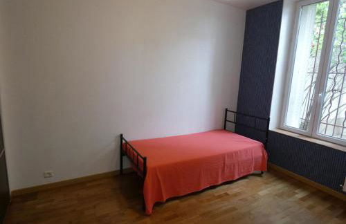 Appartement Charmant, quartier calme - Foto 8