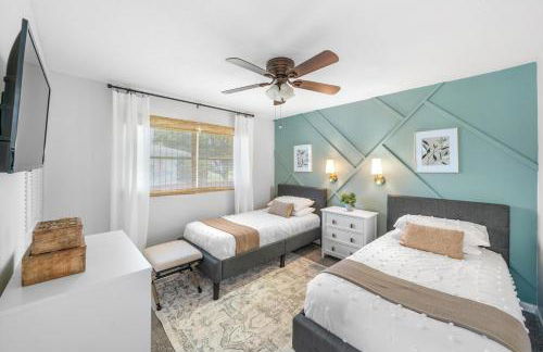 Stylish coastal retreat with Heated Saltwater pool - Foto 14