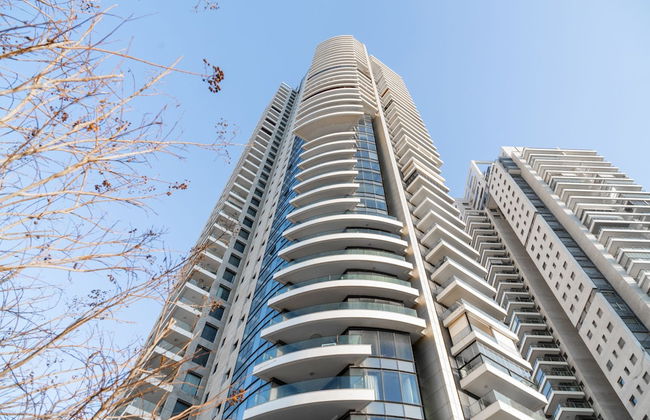 Sea-side 4 BR Apt with Gym - Foto 36