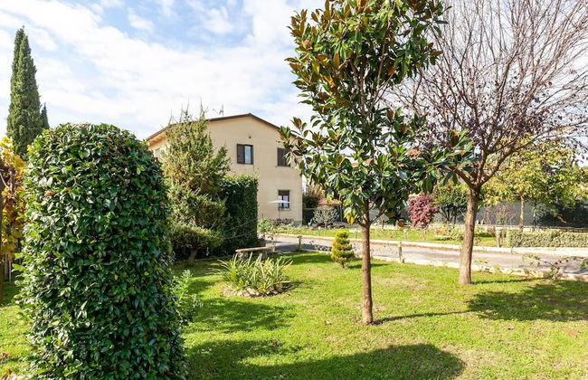 Villa in Italy With Private Garden Retreat - Foto 27