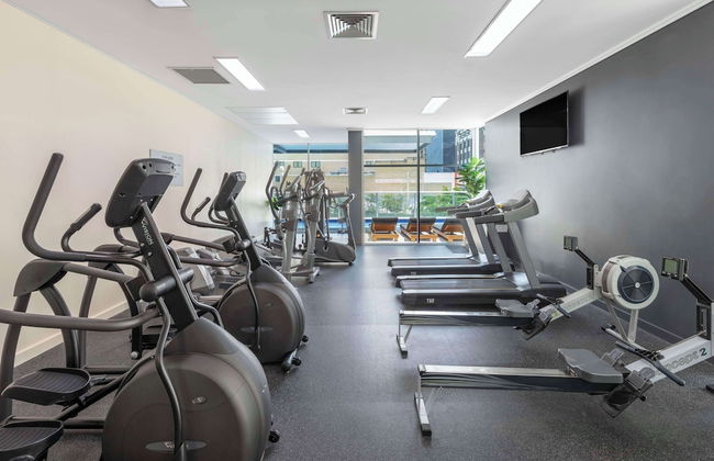 Oaks Brisbane Festival Suites - Photo 76