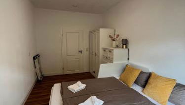 Business, Family & Friends I zentrumsnah l ruhig I Waschmaschine I Balkon - Foto 2, towels, wardrobe