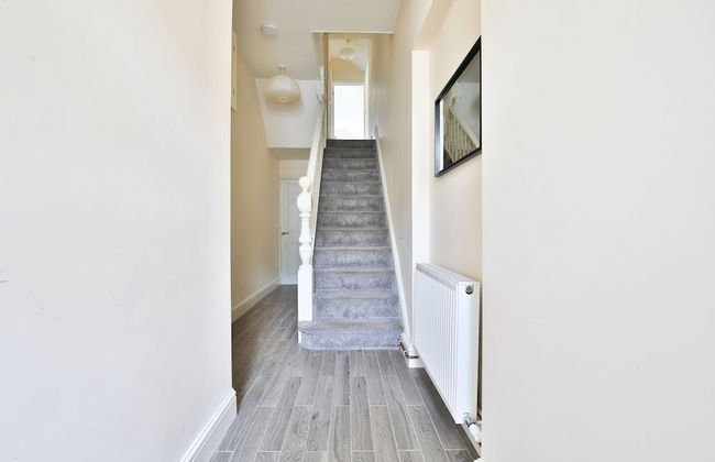 Tranquil 3-bed Home in Cardiff - Foto 28