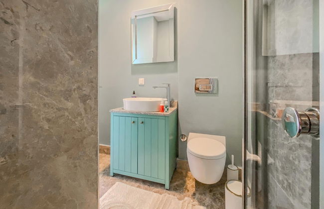 Sea View House w Balcony 3 min to Beach in Milas - Photo 19