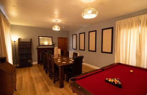 Large country house with garden, outdoor spa area & games room with Hot Tub and Fire Pit - Foto 31