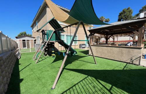 San Diego Luxury Oasis - Photo 3