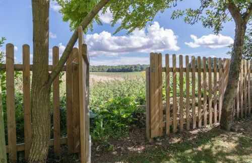 Duck Cottage - Grade II Listed cottage, village location, nr Holt - Foto 35