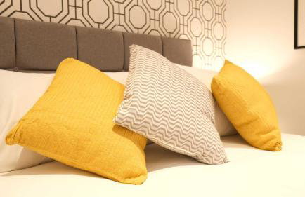 Lovely 2 Bed Apartment w Garden near Northampton - Photo 25