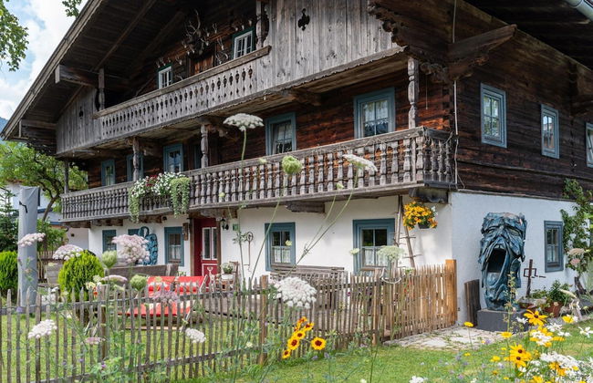 Historic Farmhouse: 200 Years old Meets new - Foto 33