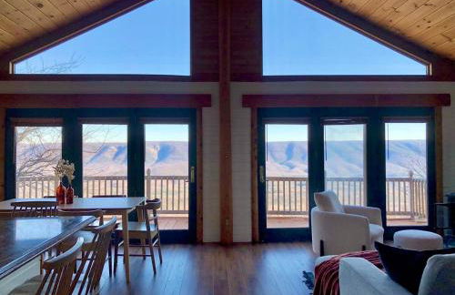 Modern Mountaintop Cabin with a gorgeous view - Foto 15