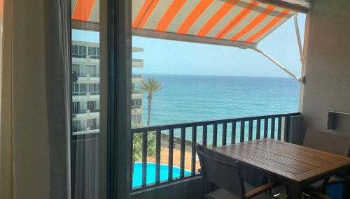 RENOVADO APARTAMENTO 1º LINEA DE MAR - Foto 4