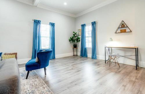 Renovated, Pet friendly, Yard, 2 Miles to Downtown - Photo 9