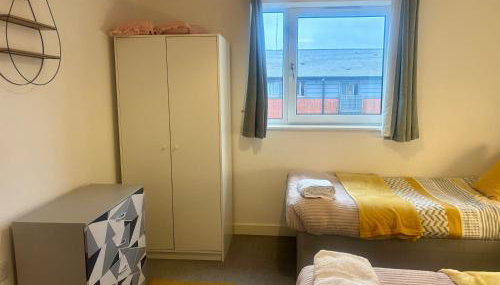 Cosy Flat in Wolverhampton - Foto 4, towels, wardrobe