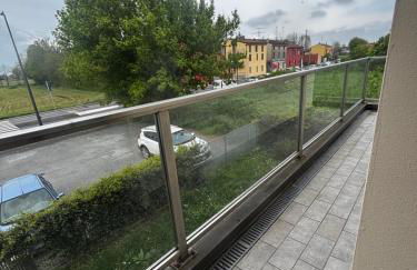 Modern Apartment with Balcony 2 Bedrooms & 2 Bathrooms near Cremona Fair - Photo 20