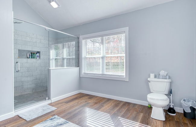 4BR Lodge on Wolf Creek – Fishing, Hiking, New River Fun & Hokie Weekends - Foto 28