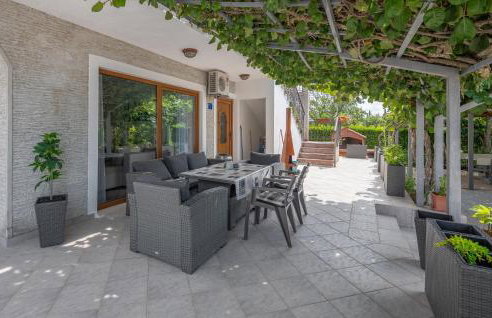 Awesome Apartment In Micetici With Wifi - Foto 8