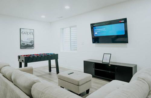 5040 Sqft l Sleeps 25 l Near Ski & Downtown SLC - Foto 76