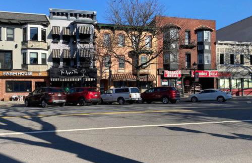 Apt in the heart of Main Street - Foto 3