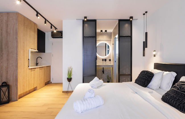 Kentro Luxury Suites - Photo 22