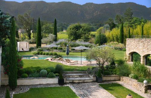 19Th-Century Mas With Pool And Garden Facing Luberon - Foto 1