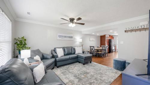 Luxury 3BR3BA TWO KING BEDS Fast WiFi, Free Parking, 5mins-Liberty University & Airport LYH great for Families, Business Travel or Weddings guest - Foto 1