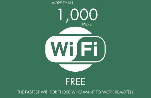 LB Vacation Rentals I Quiet Large 3-Bedroom Apartment with Terrace, Garden & Incredible Mountain View - Foto 9