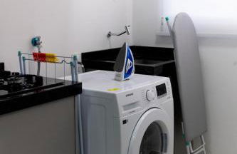 Central novo 2 quartos com Ar- Q e F home office - Foto 8