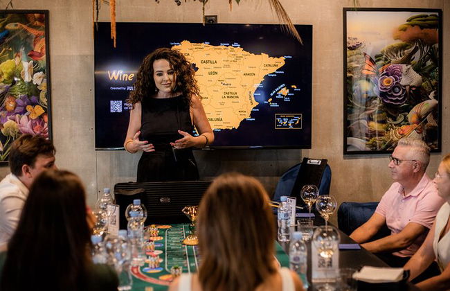 Casino de vinos privado con cata de vinos a ciegas - Foto 5