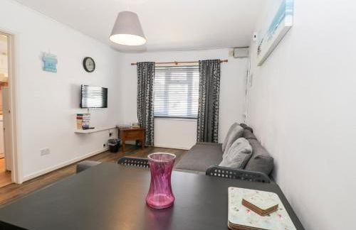 Ocean Breeze - Photo 3