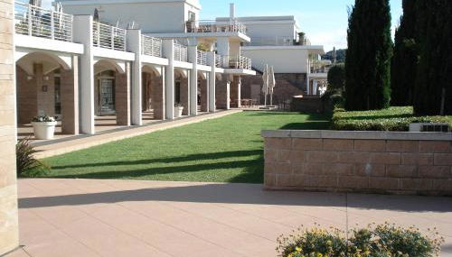 Appartamenti Portiglioni-Cipressi - Photo 4, Shopping Area