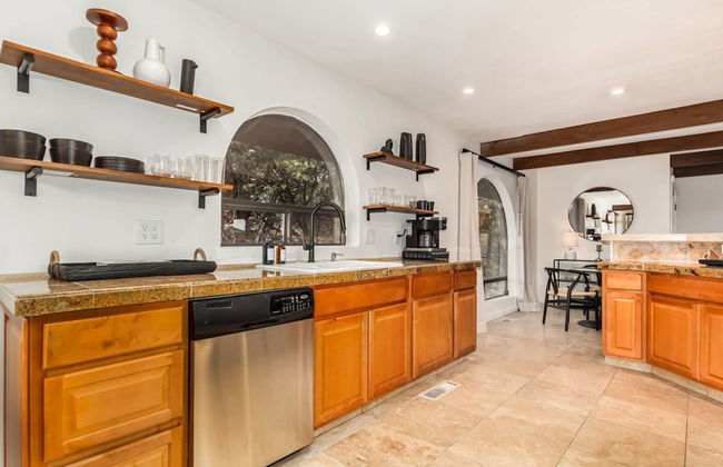 Serenity Retreat Sedona Hot Tub Games Firepit - Photo 10