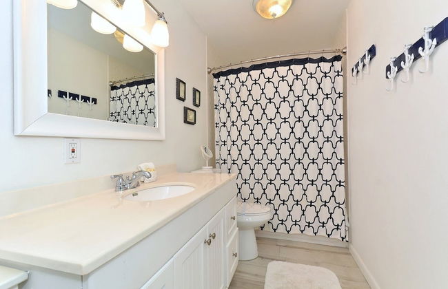 Tarpon Pointe 2 Bedroom Home by RedAwning - Photo 13