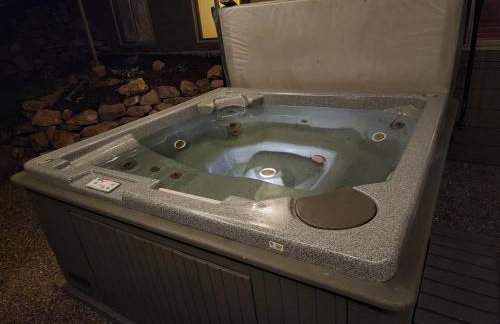 Hot Tub Family Friendly Garden City Getaway - Foto 4