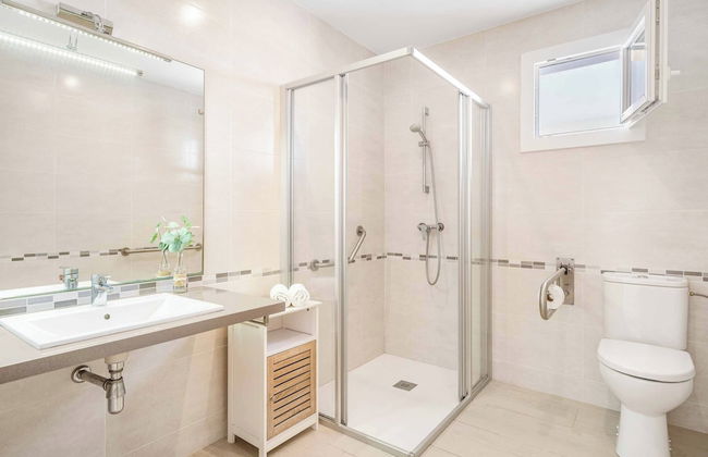 Agueda Menorca - Photo 16