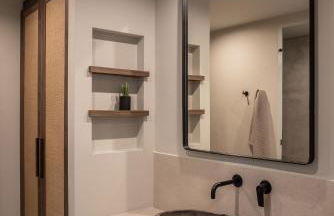 AKU Suites with private pools - Photo 18