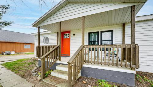 6 Mi to State Harbor! Stylish Port Austin Home - Foto 3